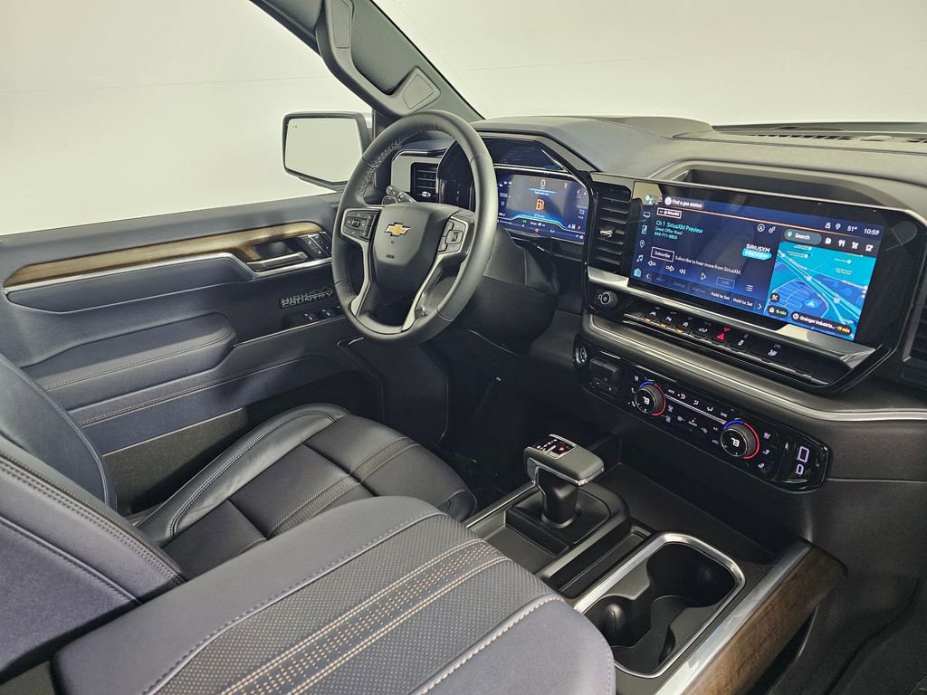 2025 Chevrolet Silverado 1500 High Country - Photo 11