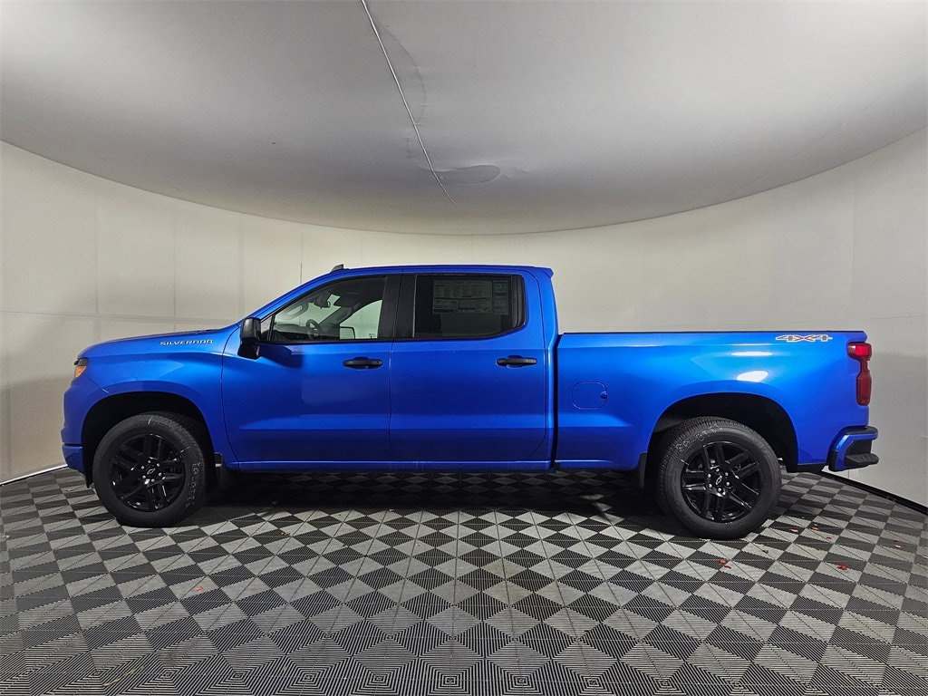 New 2025 Chevrolet Silverado 1500 Custom Truck