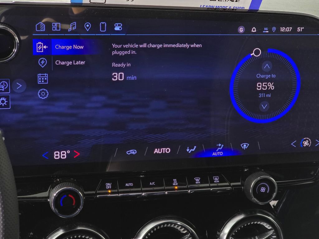 2025 Chevrolet Blazer EV LT - Photo 36