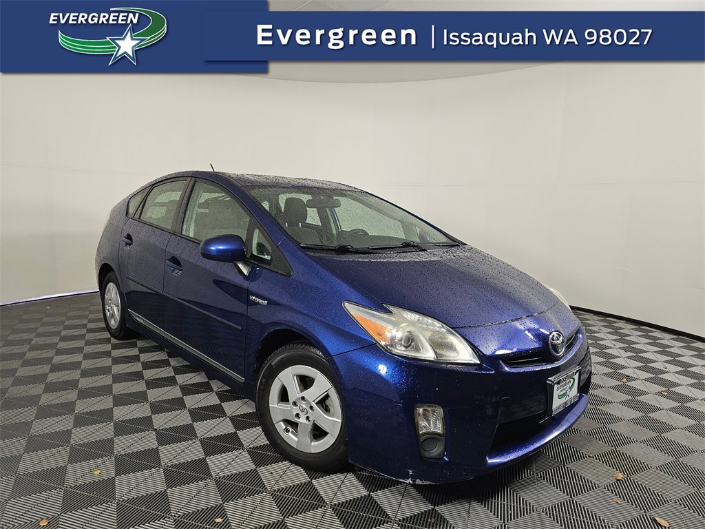 2010 Toyota Prius Base's photo