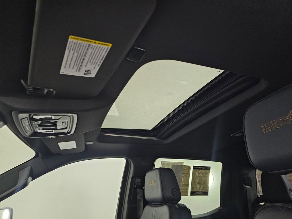 2025 Chevrolet Silverado 1500 High Country - Photo 26