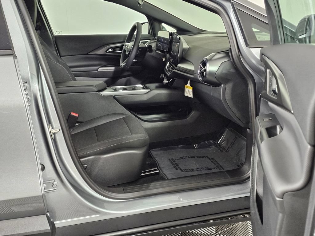 2026 Chevrolet Equinox EV 1LT - Photo 12