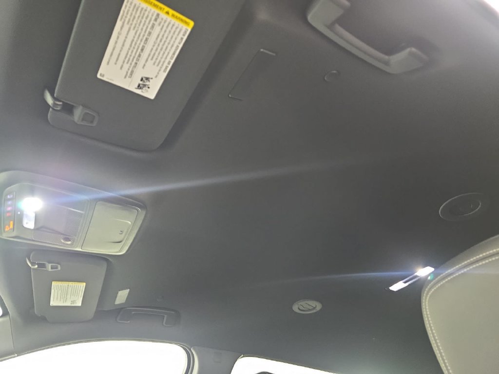 2027 Chevrolet Traverse LT - Photo 25
