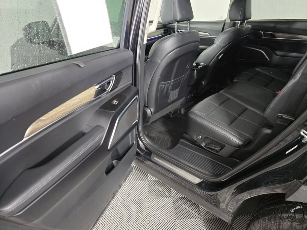 2020 Kia Telluride SX - Photo 18