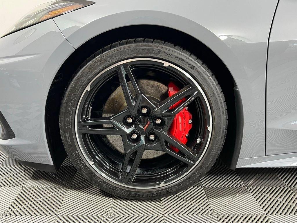2025 Chevrolet Corvette 3LT - Photo 13