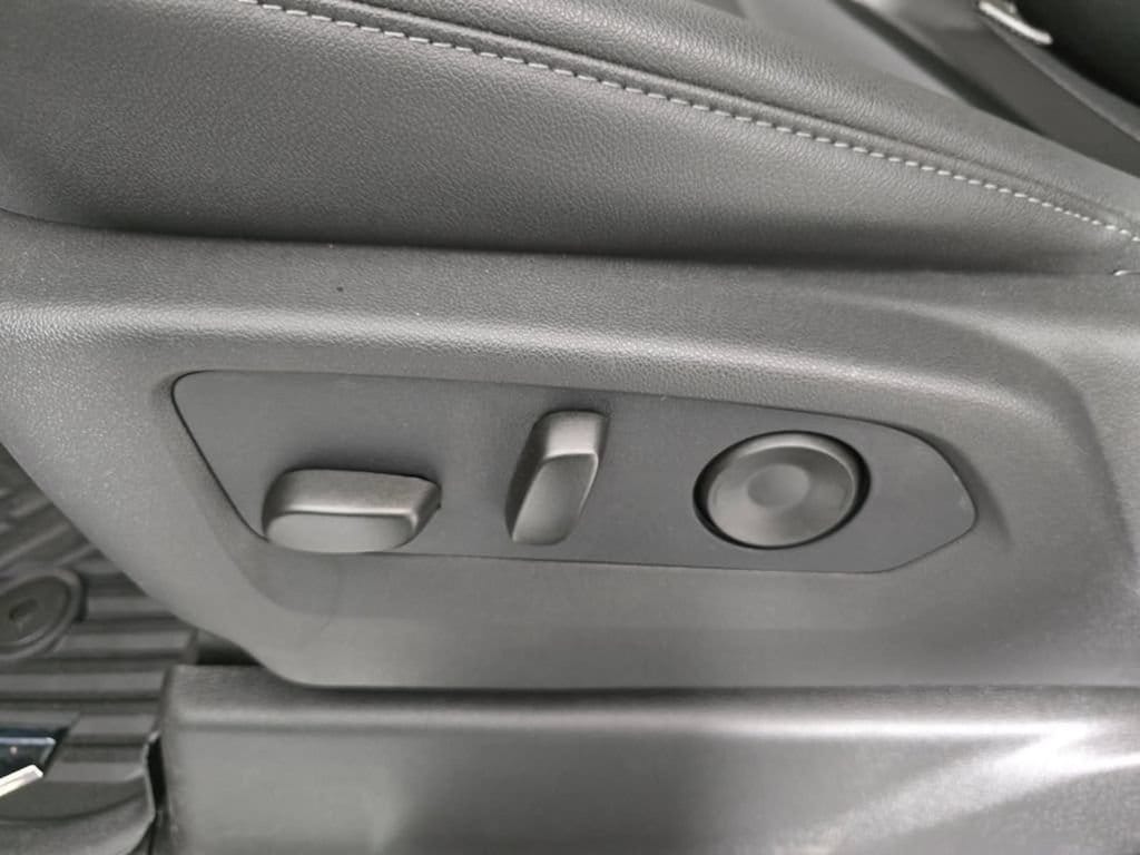 2026 Chevrolet Silverado 1500 LTZ - Photo 26