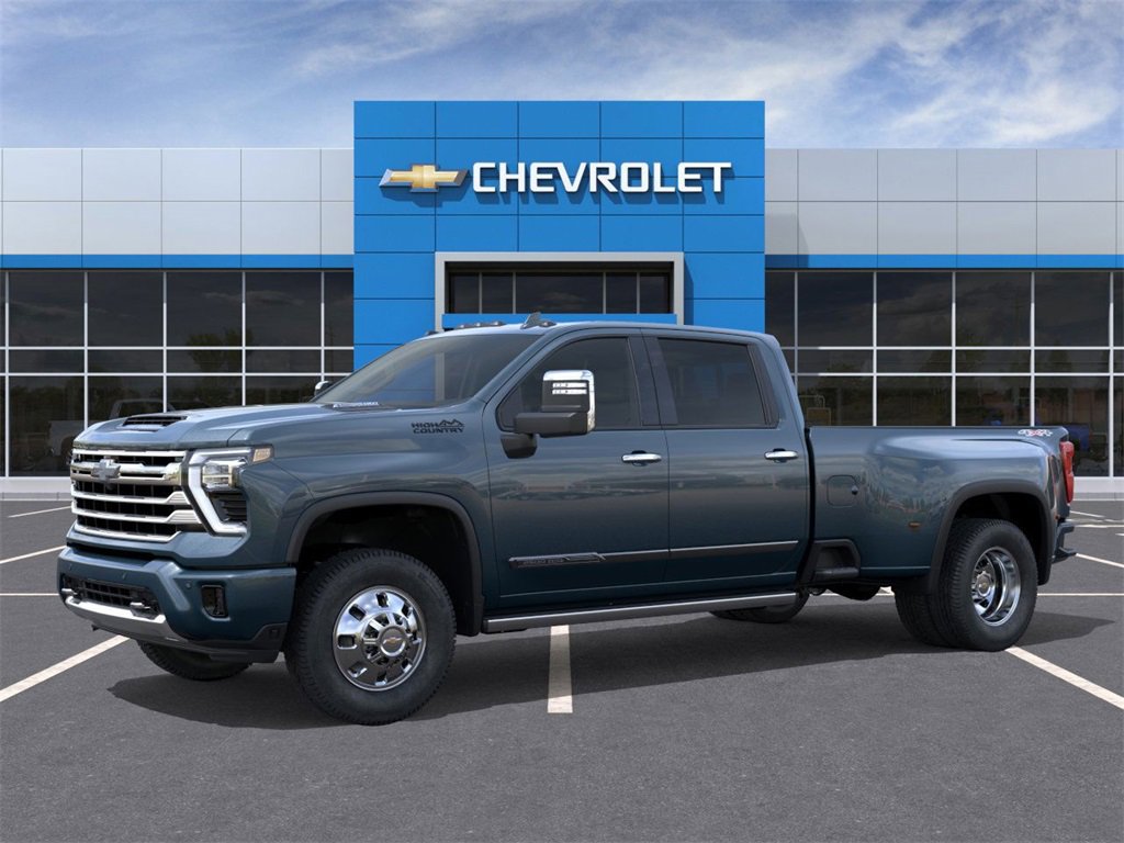 2026 Chevrolet Silverado 3500HD High Country photo 2
