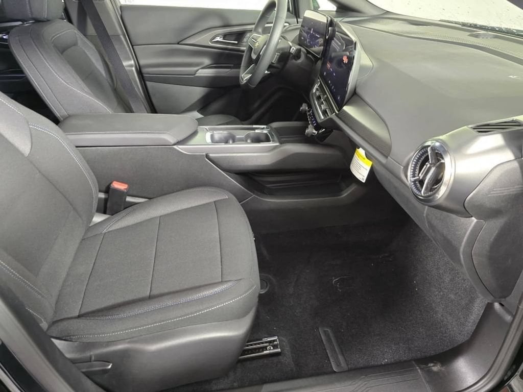 2026 Chevrolet Equinox EV 1LT - Photo 11
