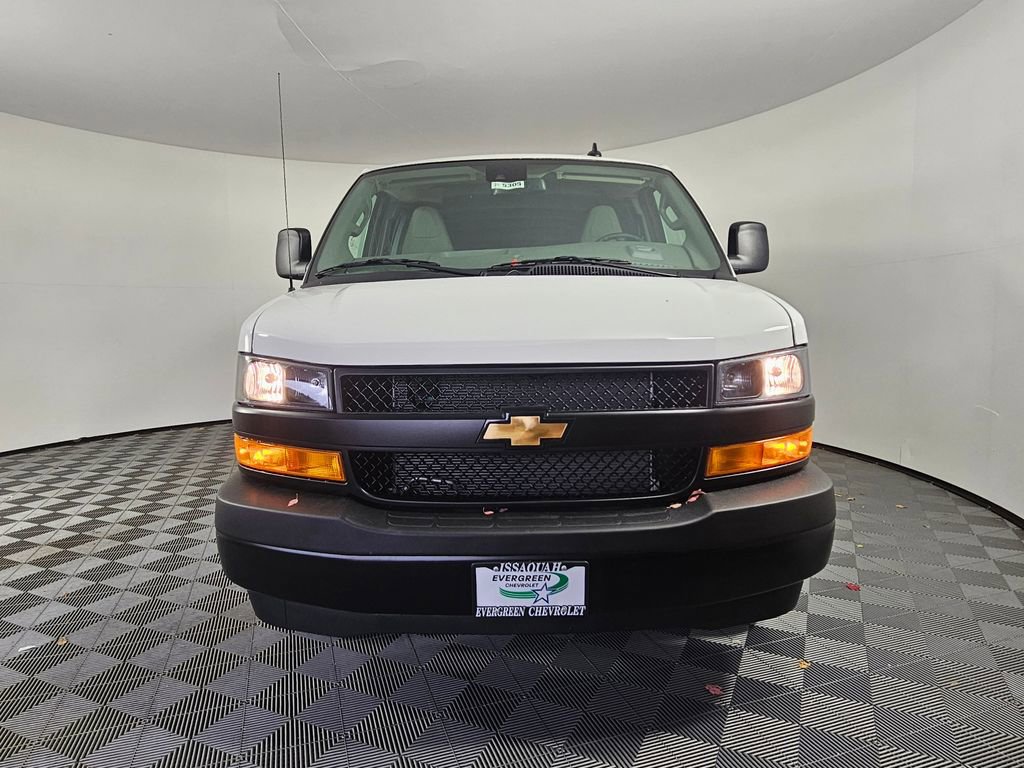 2025 Chevrolet Express Cargo Work Van - Photo 2
