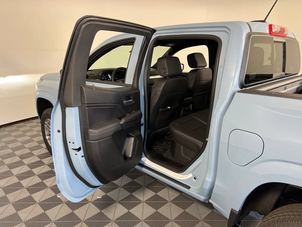 2025 Chevrolet Colorado LT - Photo 31