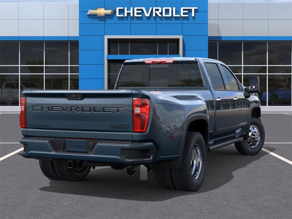 2026 Chevrolet Silverado 3500HD High Country photo 4