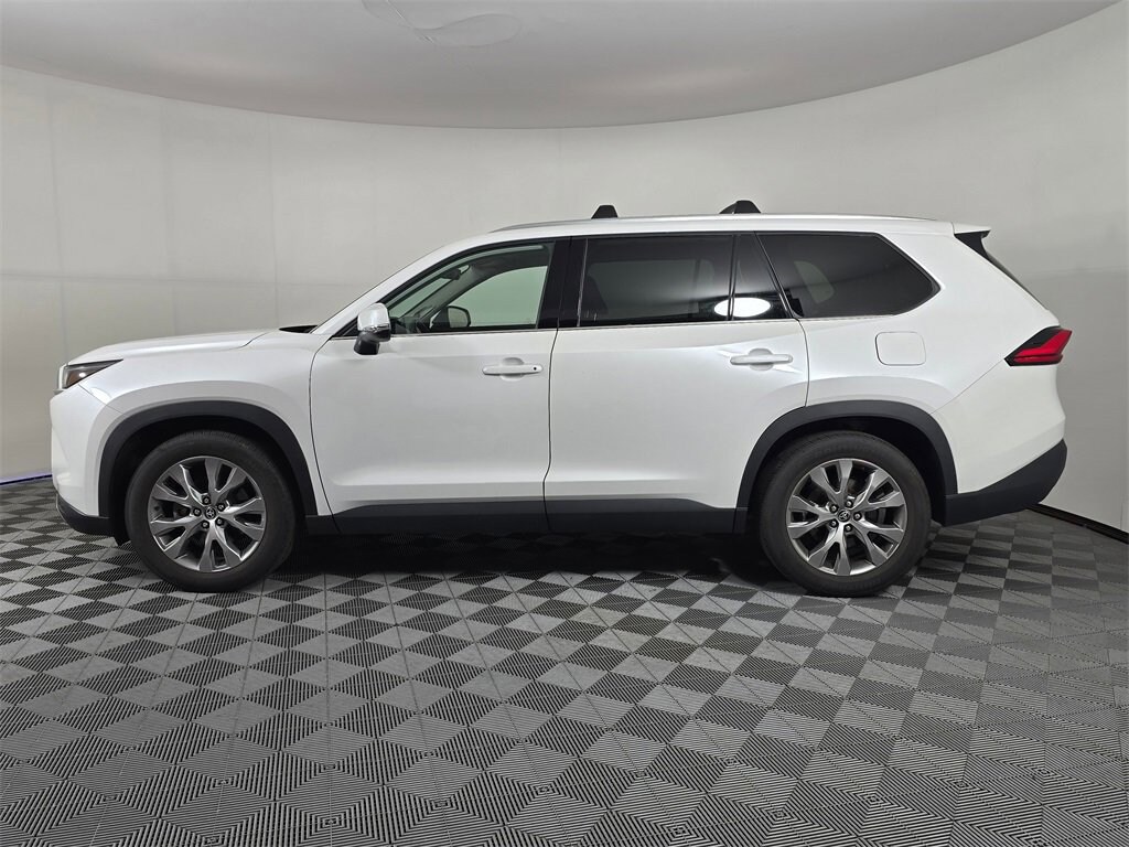 Used 2024 Toyota Grand Highlander Black