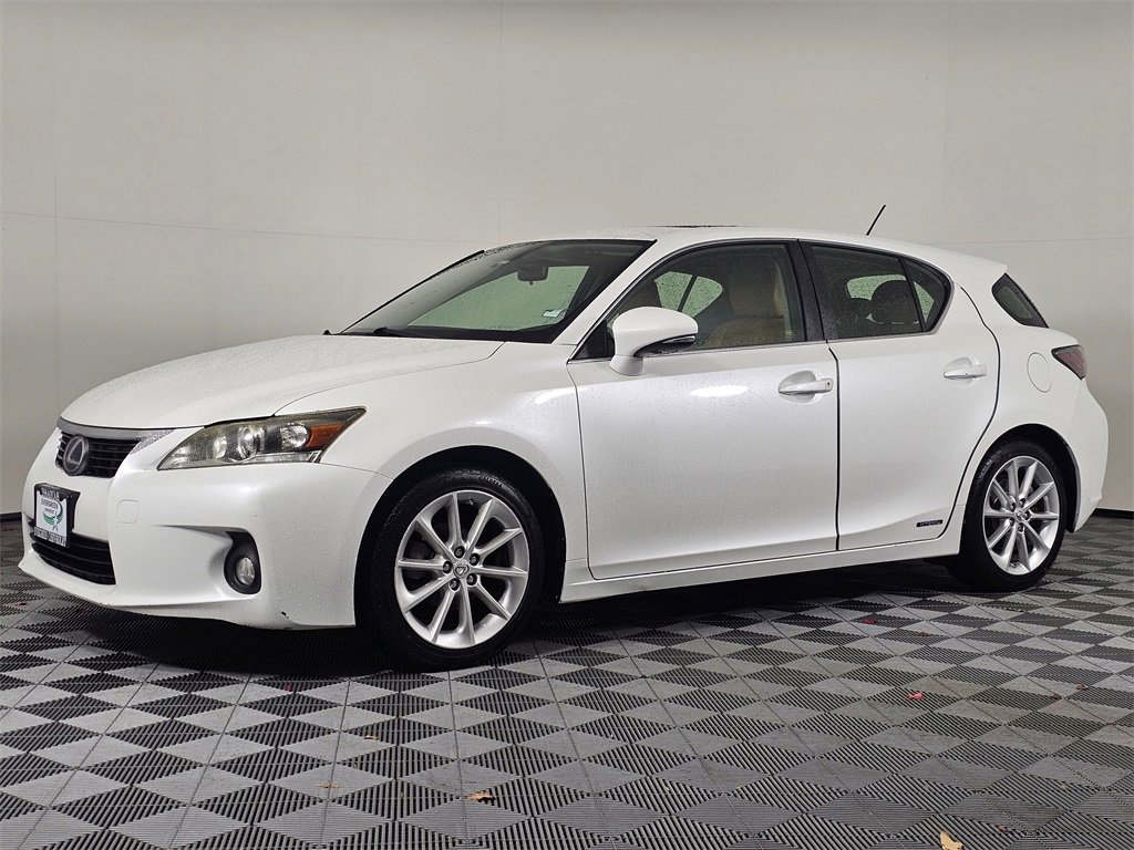2011 Lexus CT 200h photo 3