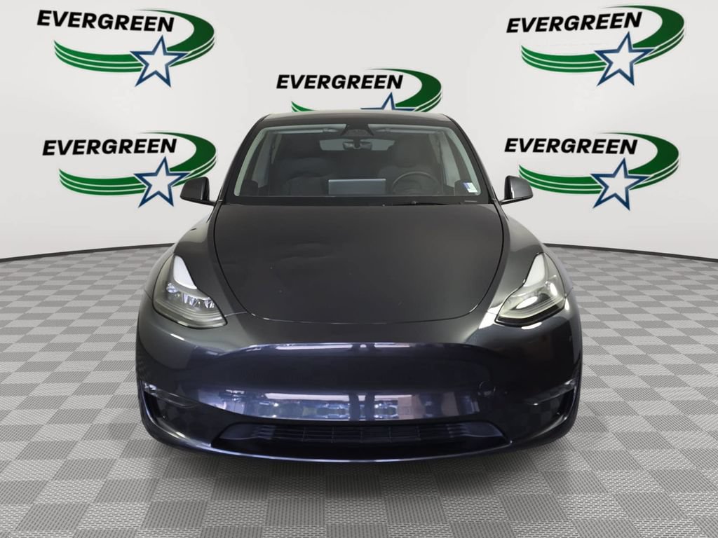 Used 2024 Tesla Model Y Long Range with VIN 7SAYGDEE2RF983582 for sale in Issaquah, WA