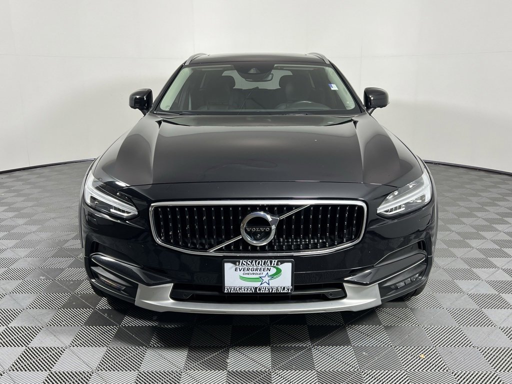 Used 2020 Volvo V90 Cross Country Base with VIN YV4A22NL1L1116123 for sale in Issaquah, WA
