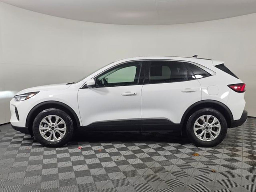 Used 2024 Ford Escape Active SUV