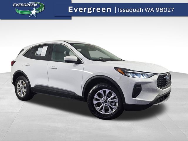 2024 Ford Escape Active's photo