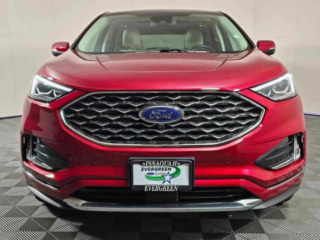 Used 2022 Ford Edge Titanium SUV