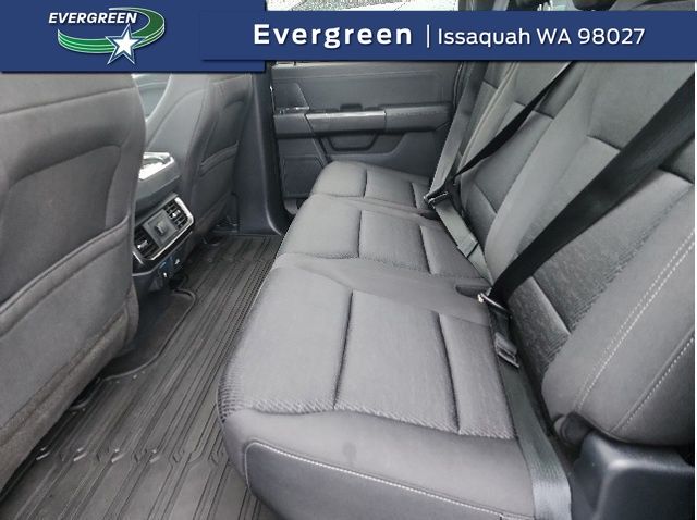 2021 Ford F-150 XL's photo