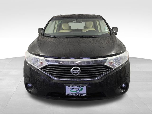 2015 Nissan Quest Platinum photo 2