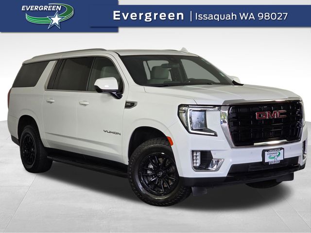 2022 GMC Yukon 4WD SLE's photo