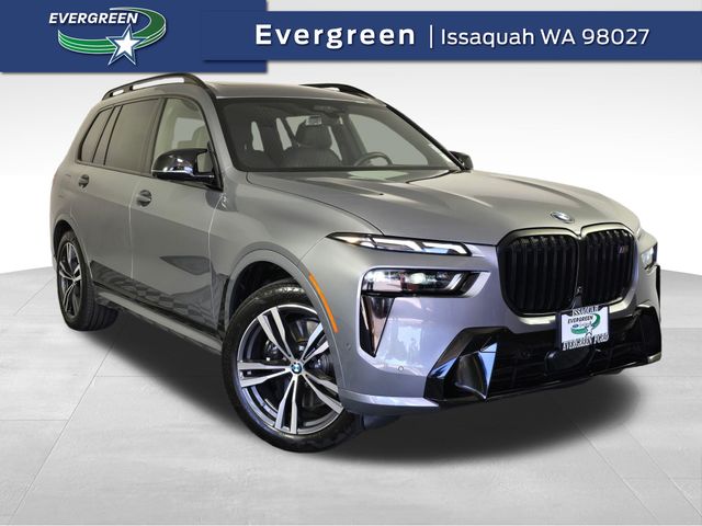 2025 BMW X7 M60i's photo