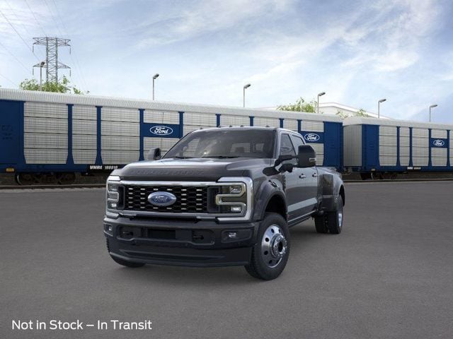 2026 Ford F-450 Platinum photo 2