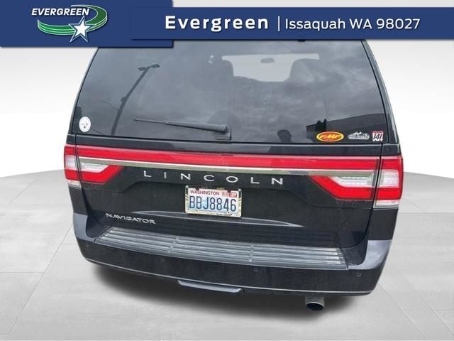 2017 Lincoln Navigator Reserve 4WD's photo