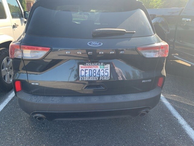 2022 Ford Escape SE photo 3