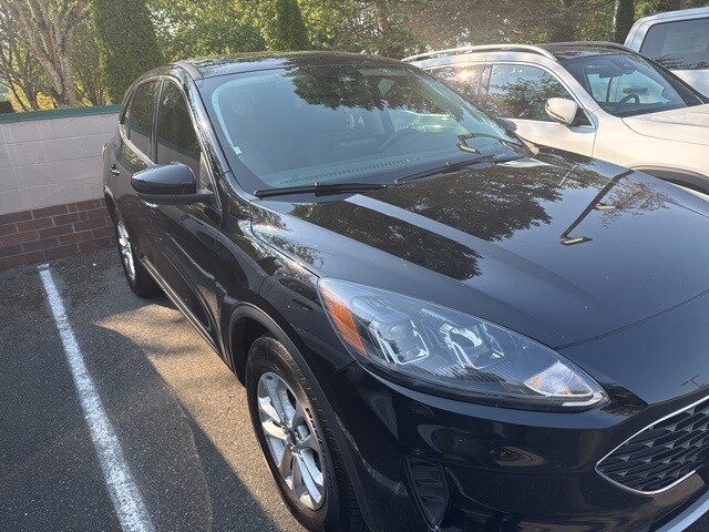 2021 Ford Escape SE photo 2