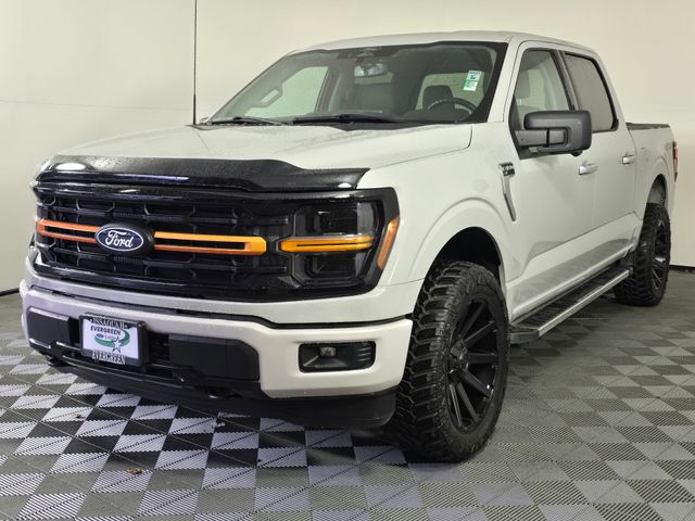 2024 Ford F-150 XLT photo 3