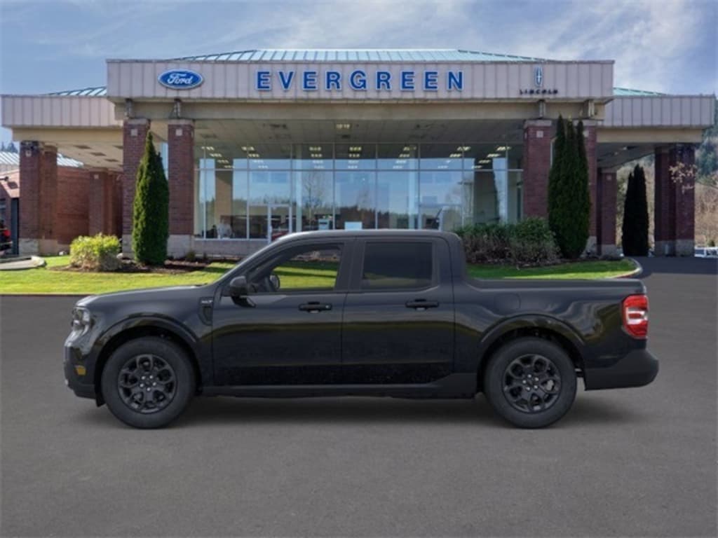 New 2025 Ford Maverick XLT Hybrid Truck