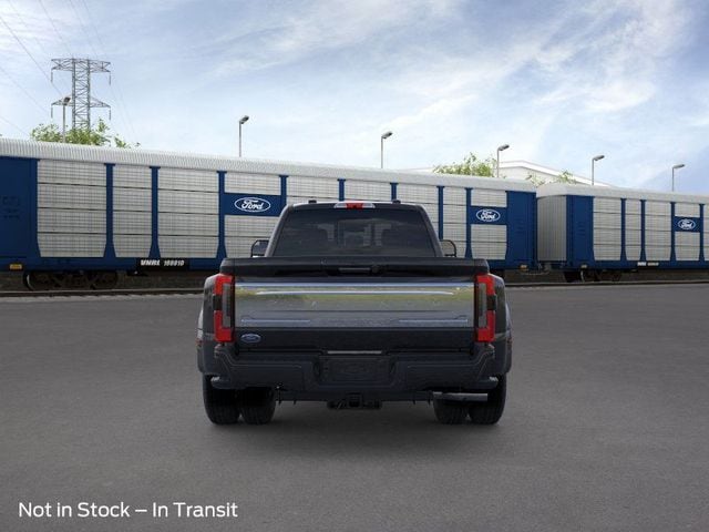2026 Ford F-350 Platinum photo 4