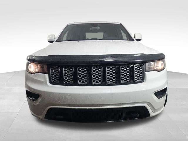 2020 Jeep Grand Cherokee Altitude photo 2