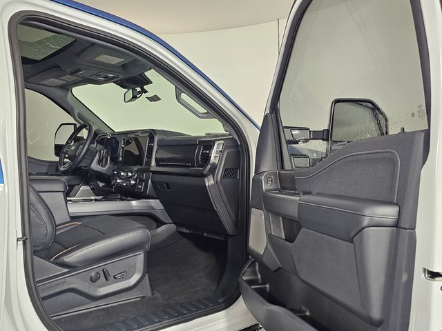 2025 Ford F-350 Super Duty Lariat - Photo 12