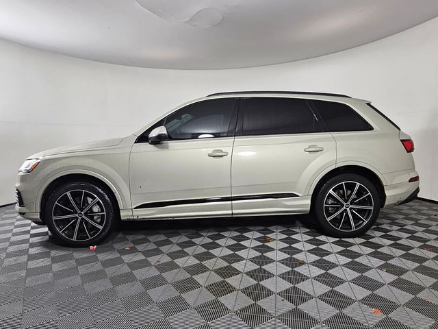 2022 Audi Q7 55 Premium Plus photo 4