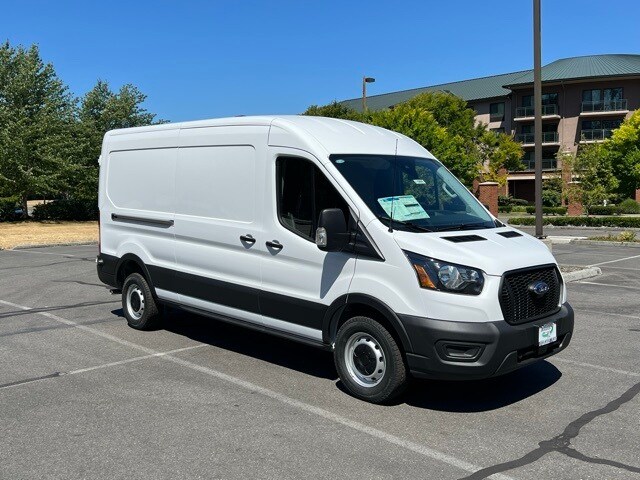 2025 Ford Transit photo 2