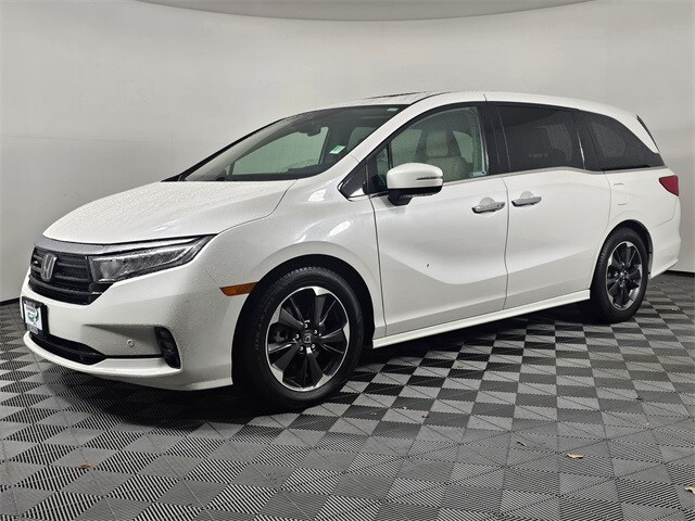 2023 Honda Odyssey Elite photo 3