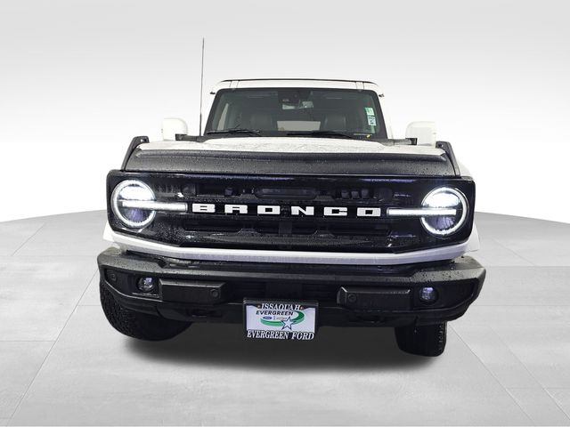 2021 Ford Bronco Base Big Bend Black Diamond Outer Banks photo 2