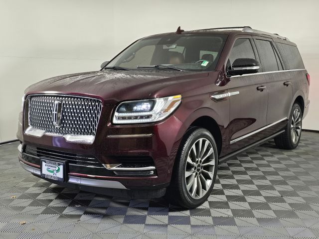 2021 Lincoln Navigator L Reserve photo 3