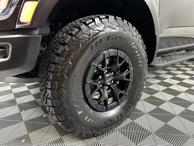 2023 Ford F-150 Raptor photo 4