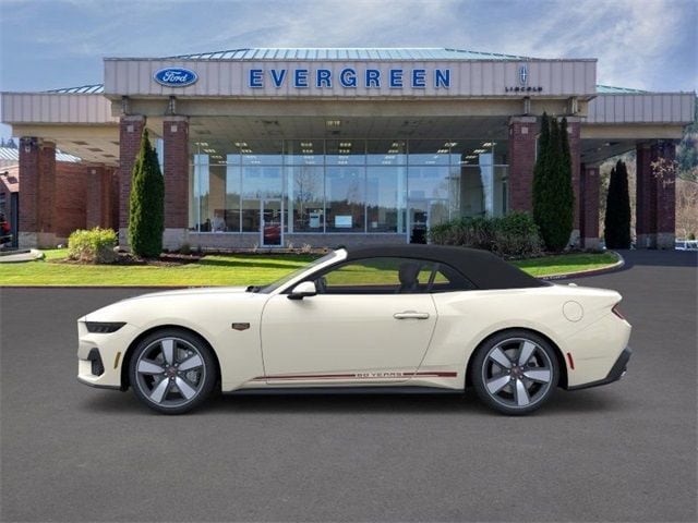 2025 Ford Mustang GT Premium Convertible photo 3