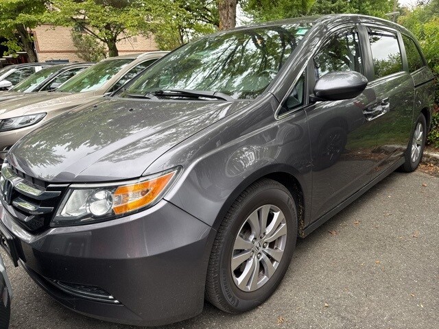 2015 Honda Odyssey EX-L photo 2