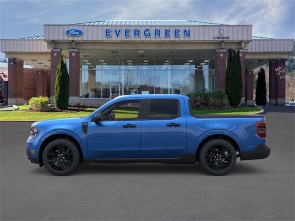New 2025 Ford Maverick XLT Truck
