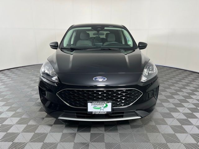 Used 2022 Ford Escape SE with VIN 1FMCU0G66NUB36253 for sale in Issaquah, WA