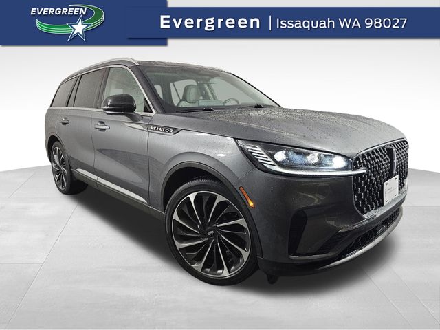 2025 Lincoln Aviator Reserve AWD's photo