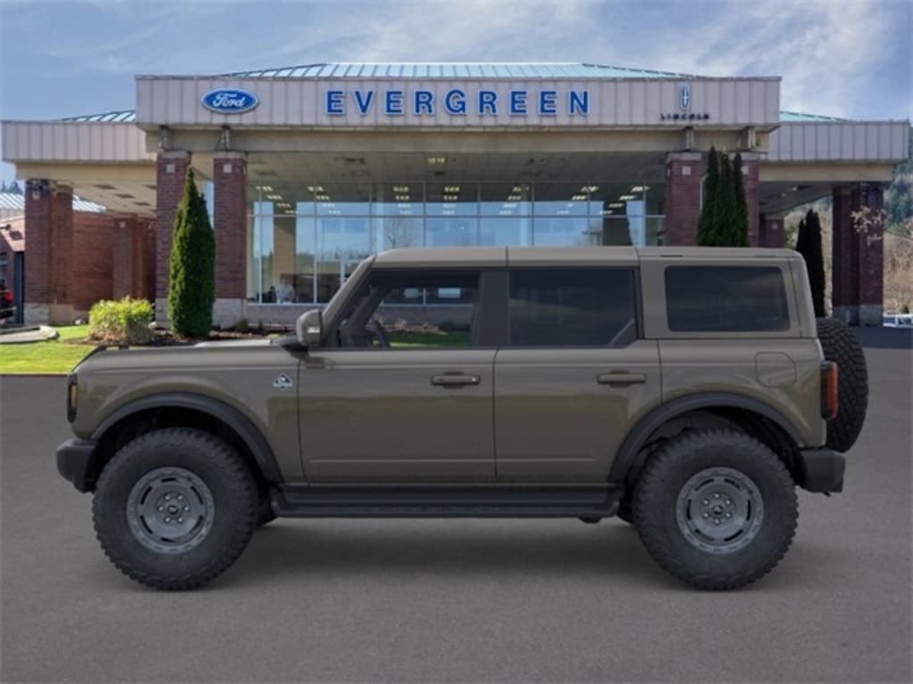 New 2025 Ford Bronco Outer Banks SUV