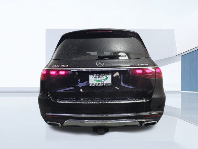 2025 Mercedes Benz GLS 450 4MATIC photo 3