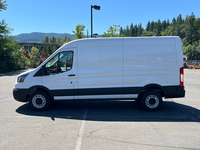 2025 Ford Transit photo 4