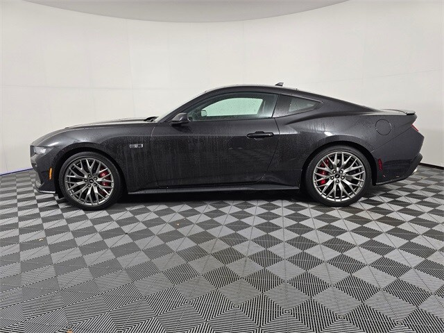 2024 Ford Mustang GT Premium photo 4